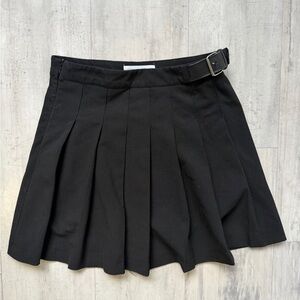 Girls Zara Black Pleated Skater Mini Skirt with Buckle Belt